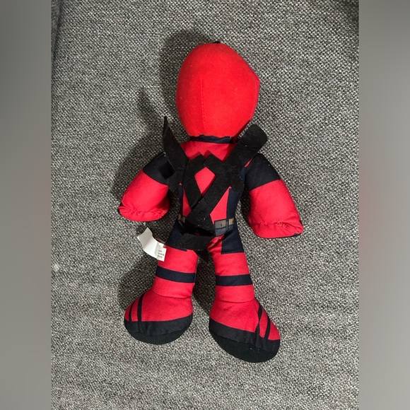 DEADPOOL PLUSH - Picture 2 of 2
